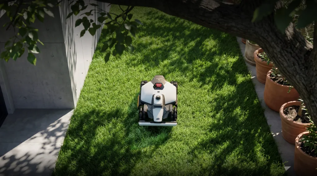 Robot koszący Mammotion LUBA mini 2 z 360° LiDAR widok z góry